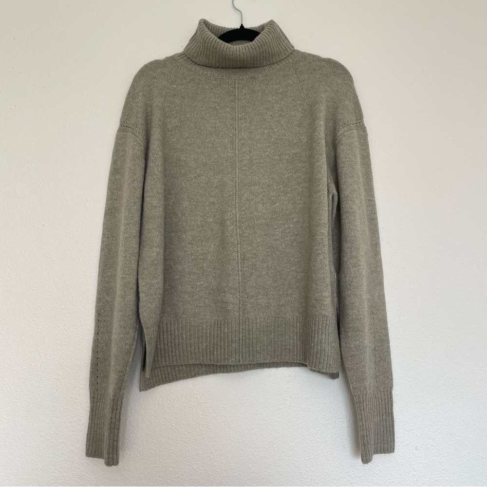 NWT Survival Knit Turtleneck Sweater Taupe LARGE
